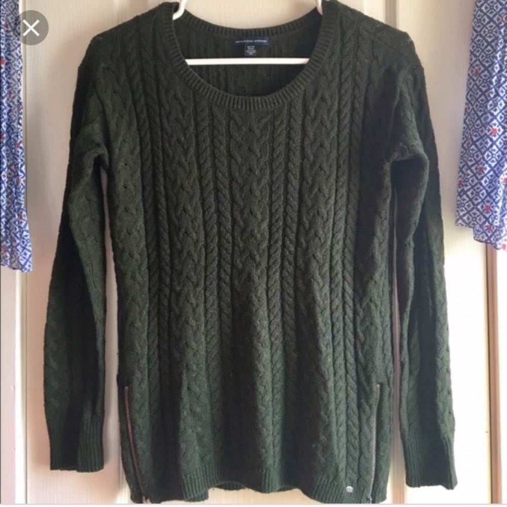 green american eagle sweater